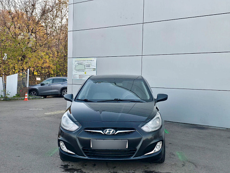 Hyundai Solaris 1.4 MT (107 л.с.), 2011 — купить в Нижнем Новгороде