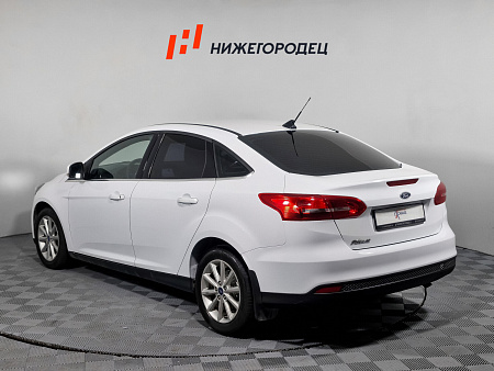 Ford Focus 1.6 AMT (125 л.с.), 2018 — купить в Нижнем Новгороде