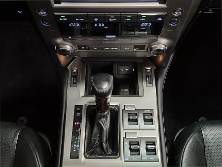 Lexus GX 460 4.6 AT (296 л.с.) 4WD, 2014 — купить в Нижнем Новгороде