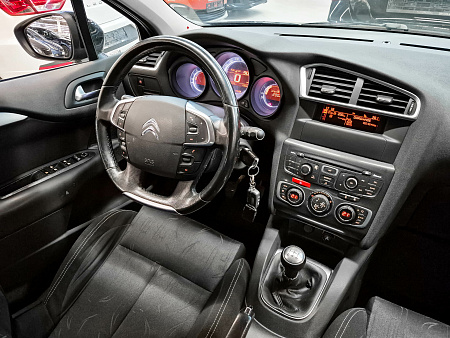 Citroen C4 1.6 MT (120 л.с.), 2011 — купить в Нижнем Новгороде