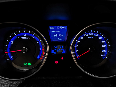 Hyundai i30 1.6 AT (130 л.с.), 2012 Hyundai i30 1.6 AT (130 л.с.), 2012 — купить в Нижнем Новгороде