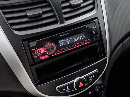 Hyundai Solaris 1.4 AT (107 л.с.), 2014 Hyundai Solaris 1.4 AT (107 л.с.), 2014 — купить в Нижнем Новгороде