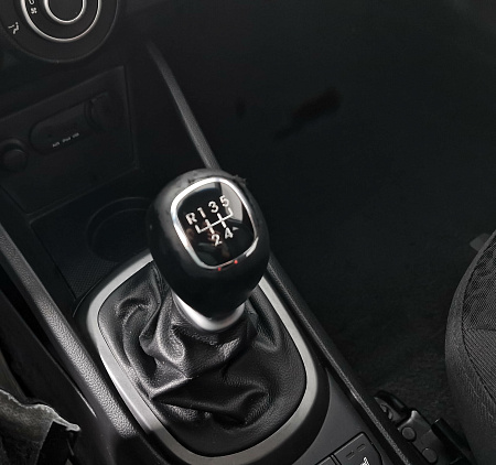 Kia Rio 1.4 MT (107 л.с.), 2014 Kia Rio 1.4 MT (107 л.с.), 2014 — купить в Нижнем Новгороде