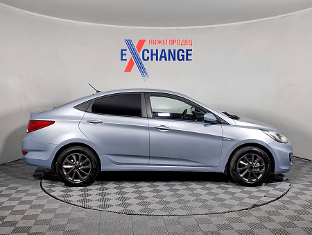 Hyundai Solaris 1.4 MT (107 л.с.), 2011 — купить в Нижнем Новгороде