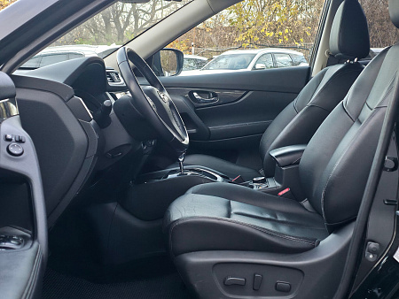 Nissan X-Trail 2.0 CVT (144 л.с.) 4WD, 2015 — купить в Нижнем Новгороде