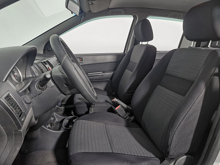Hyundai Getz 1.4 MT (97 л.с.), 2005 — купить в Нижнем Новгороде