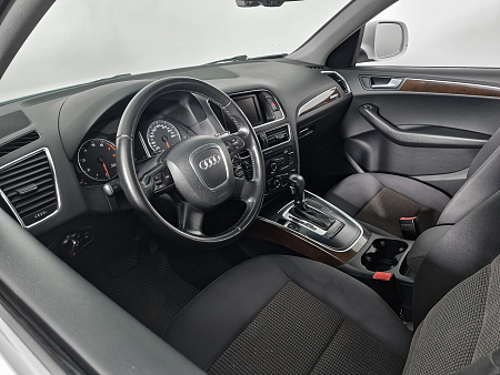 Audi Q5 2.0 AMT (211 л.с.) 4WD, 2009 Audi Q5 2.0 AMT (211 л.с.) 4WD, 2009 — купить в Нижнем Новгороде