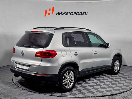 Volkswagen Tiguan 1.4 AMT (150 л.с.), 2012 — купить в Нижнем Новгороде