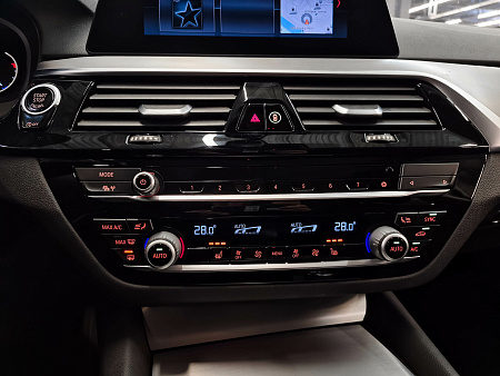 BMW 5 серии 520d xDrive 2.0d AT (190 л.с.) 4WD, 2019 BMW 5 серии 520d xDrive 2.0d AT (190 л.с.) 4WD, 2019 — купить в Нижнем Новгороде