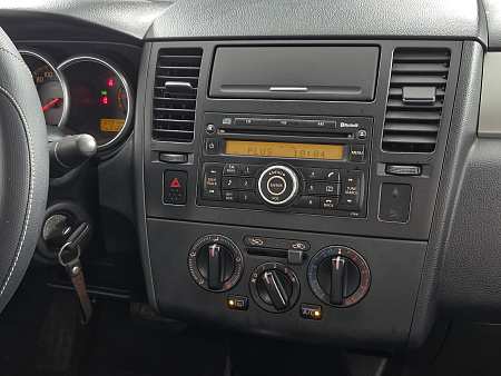 Nissan Tiida 1.6 AT (110 л.с.), 2010 Nissan Tiida 1.6 AT (110 л.с.), 2010 — купить в Нижнем Новгороде