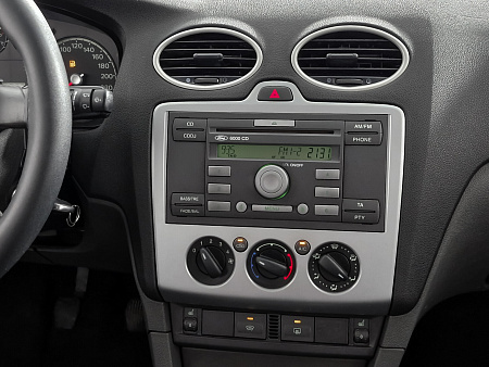 Ford Focus 1.6 MT (100 л.с.), 2005 Ford Focus 1.6 MT (100 л.с.), 2005 — купить в Нижнем Новгороде