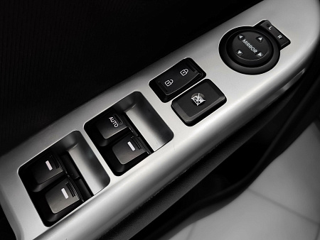 Kia Rio 4-speed 1.6 AT (123 л.с.), 2014 Kia Rio 4-speed 1.6 AT (123 л.с.), 2014 — купить в Нижнем Новгороде