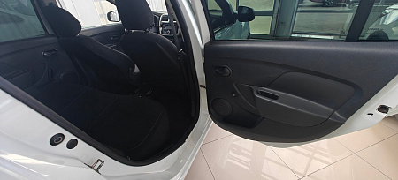 Renault Logan 1.6 MT (82 л.с.), 2016 Renault Logan 1.6 MT (82 л.с.), 2016 — купить в Нижнем Новгороде