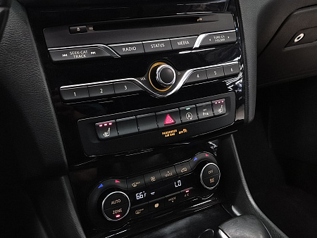 Infiniti QX30 2.0 AMT (211 л.с.), 2017 Infiniti QX30 2.0 AMT (211 л.с.), 2017 — купить в Нижнем Новгороде