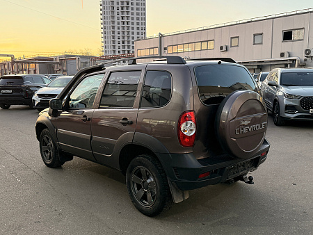 Chevrolet Niva 1.7 MT (80 л.с.) 4WD, 2019 — купить в Нижнем Новгороде