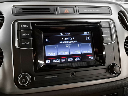 Volkswagen Tiguan 2.0 AT (180 л.с.) 4WD, 2016 Volkswagen Tiguan 2.0 AT (180 л.с.) 4WD, 2016 — купить в Нижнем Новгороде