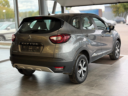 Renault Kaptur 1.6 CVT (114 л.с.), 2018 — купить в Нижнем Новгороде