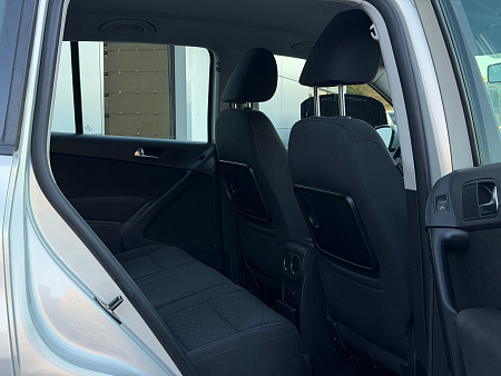 Volkswagen Tiguan 2.0 AT (170 л.с.) 4WD, 2010 — купить в Нижнем Новгороде