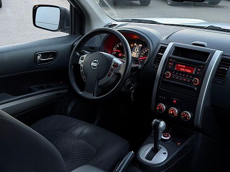 Nissan X-Trail 2.0 CVT (141 л.с.) 4WD, 2014 — купить в Нижнем Новгороде