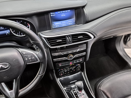 Infiniti QX30 2.0 AMT (211 л.с.), 2017 Infiniti QX30 2.0 AMT (211 л.с.), 2017 — купить в Нижнем Новгороде