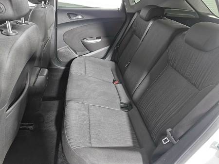Opel Astra 1.6 AT (115 л.с.), 2011 — купить в Нижнем Новгороде