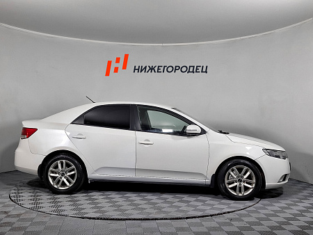 Kia Cerato 6-speed 1.6 AT (126 л.с.), 2012 Kia Cerato 6-speed 1.6 AT (126 л.с.), 2012 — купить в Нижнем Новгороде