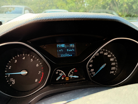Ford Focus 1.6 AMT (125 л.с.), 2013 — купить в Нижнем Новгороде