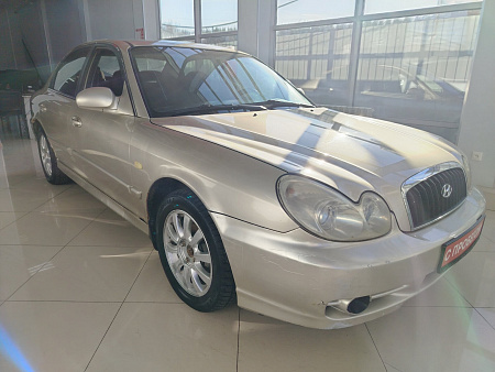 Hyundai Sonata 2.0 MT (131 л.с.), 2004 Hyundai Sonata 2.0 MT (131 л.с.), 2004 — купить в Нижнем Новгороде