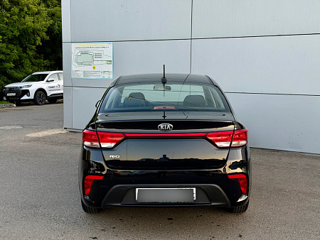 Kia Rio 1.4 AT (100 л.с.), 2017 Kia Rio 1.4 AT (100 л.с.), 2017 — купить в Нижнем Новгороде