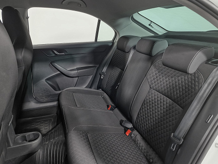 Skoda Rapid 1.6 AT (110 л.с.), 2015 Skoda Rapid 1.6 AT (110 л.с.), 2015 — купить в Нижнем Новгороде