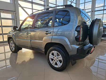Lada (Ваз) Niva Travel 1.7 MT (80 л.с.) 4WD, 2021 Lada (Ваз) Niva Travel 1.7 MT (80 л.с.) 4WD, 2021 — купить в Нижнем Новгороде