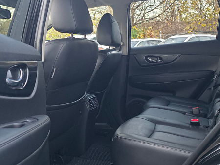 Nissan X-Trail 2.0 CVT (144 л.с.) 4WD, 2015 — купить в Нижнем Новгороде