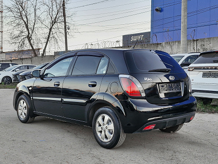 Kia Rio 1.4 MT (95 л.с.), 2010 Kia Rio 1.4 MT (95 л.с.), 2010 — купить в Нижнем Новгороде