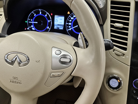 Infiniti QX70 3.0d AT (238 л.с.) 4WD, 2015 Infiniti QX70 3.0d AT (238 л.с.) 4WD, 2015 — купить в Нижнем Новгороде