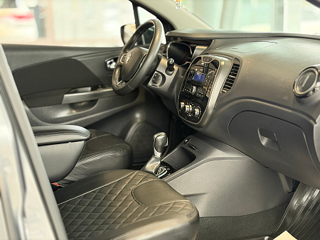 Renault Kaptur 1.6 CVT (114 л.с.), 2018 — купить в Нижнем Новгороде