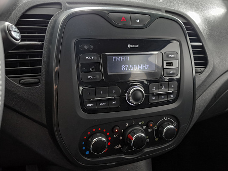 Renault Kaptur 1.6 CVT (114 л.с.), 2018 Renault Kaptur 1.6 CVT (114 л.с.), 2018 — купить в Нижнем Новгороде