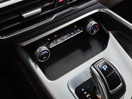 Geely Coolray 1.5 AMT (150 л.с.), 2022 — купить в Нижнем Новгороде
