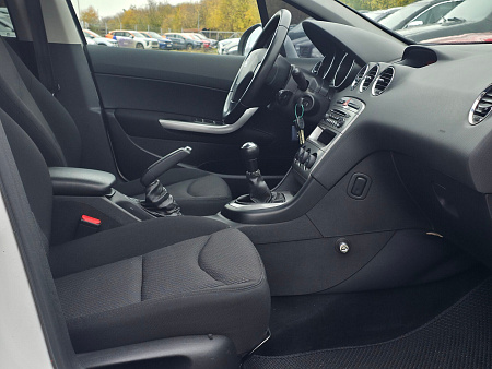 Peugeot 408 1.6 MT (110 л.с.), 2013 — купить в Нижнем Новгороде