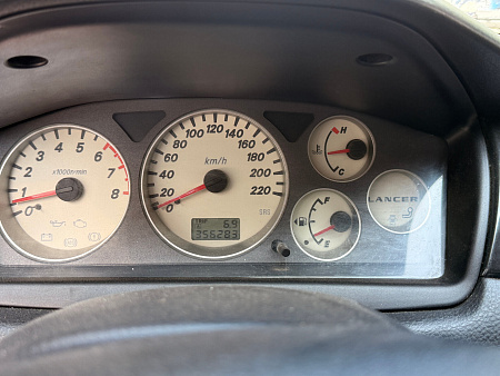 Mitsubishi Lancer 1.6 MT (98 л.с.), 2005 Mitsubishi Lancer 1.6 MT (98 л.с.), 2005 — купить в Нижнем Новгороде