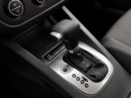 Volkswagen Jetta 1.6 AT (102 л.с.), 2007 Volkswagen Jetta 1.6 AT (102 л.с.), 2007 — купить в Нижнем Новгороде