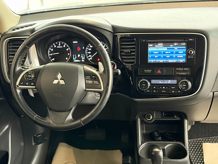 Mitsubishi Outlander 2.4 CVT (167 л.с.) 4WD, 2013 Mitsubishi Outlander 2.4 CVT (167 л.с.) 4WD, 2013 — купить в Нижнем Новгороде
