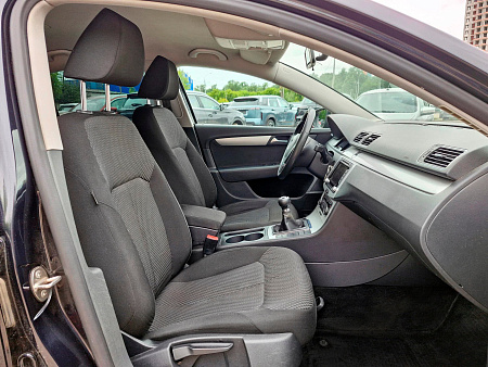 Volkswagen Passat 1.4 MT (122 л.с.), 2011 — купить в Нижнем Новгороде
