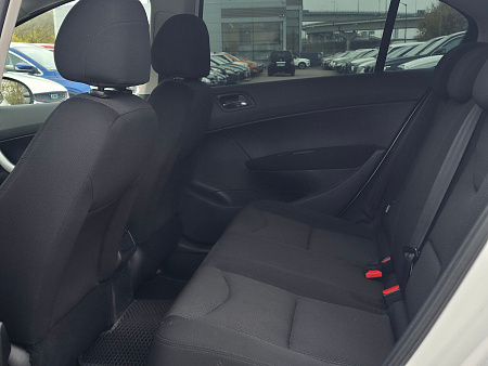 Peugeot 408 1.6 MT (110 л.с.), 2013 — купить в Нижнем Новгороде