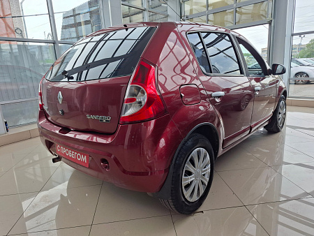 Renault Sandero 1.6 MT (84 л.с.), 2012 — купить в Нижнем Новгороде