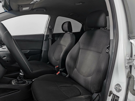Kia Rio 5-speed 1.6 MT (123 л.с.), 2013 Kia Rio 5-speed 1.6 MT (123 л.с.), 2013 — купить в Нижнем Новгороде