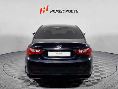 Hyundai Sonata 2.0 AT (150 л.с.), 2011 — купить в Нижнем Новгороде