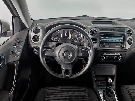 Volkswagen Tiguan 1.4 AMT (150 л.с.), 2012 — купить в Нижнем Новгороде