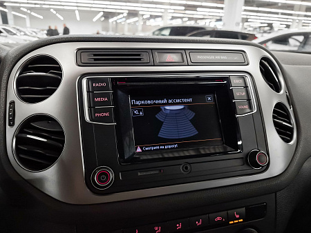 Volkswagen Tiguan 2.0 AT (180 л.с.) 4WD, 2016 Volkswagen Tiguan 2.0 AT (180 л.с.) 4WD, 2016 — купить в Нижнем Новгороде