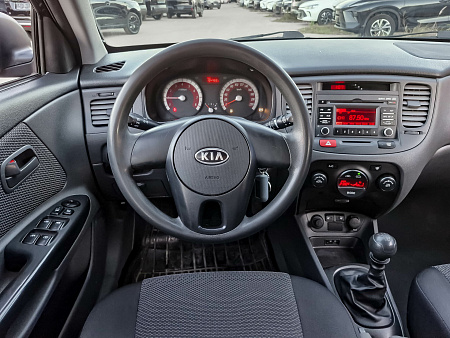 Kia Rio 1.4 MT (95 л.с.), 2010 Kia Rio 1.4 MT (95 л.с.), 2010 — купить в Нижнем Новгороде