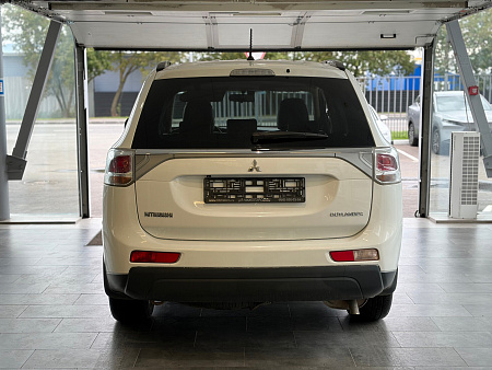 Mitsubishi Outlander 2.4 CVT (167 л.с.) 4WD, 2013 Mitsubishi Outlander 2.4 CVT (167 л.с.) 4WD, 2013 — купить в Нижнем Новгороде